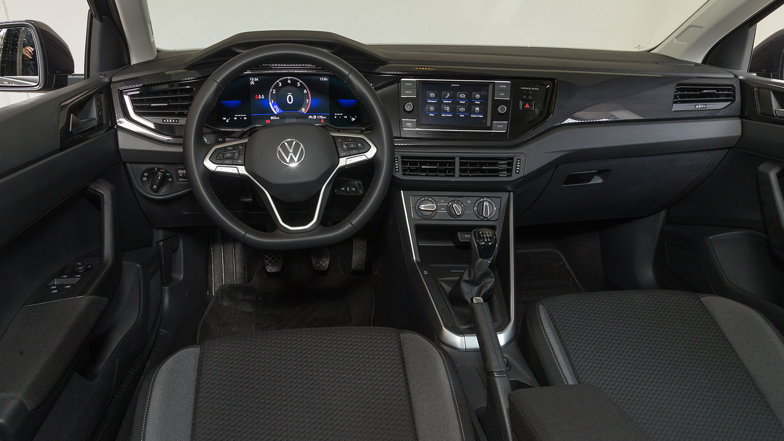 Mg Mg3 VS Volkswagen Polo Συγκριτικό